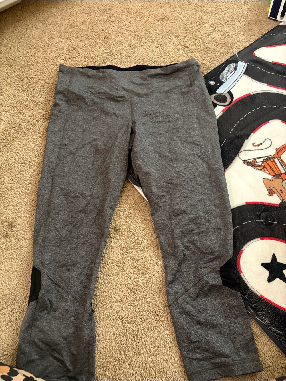 lululemon athletica Gray Cropped Leggings